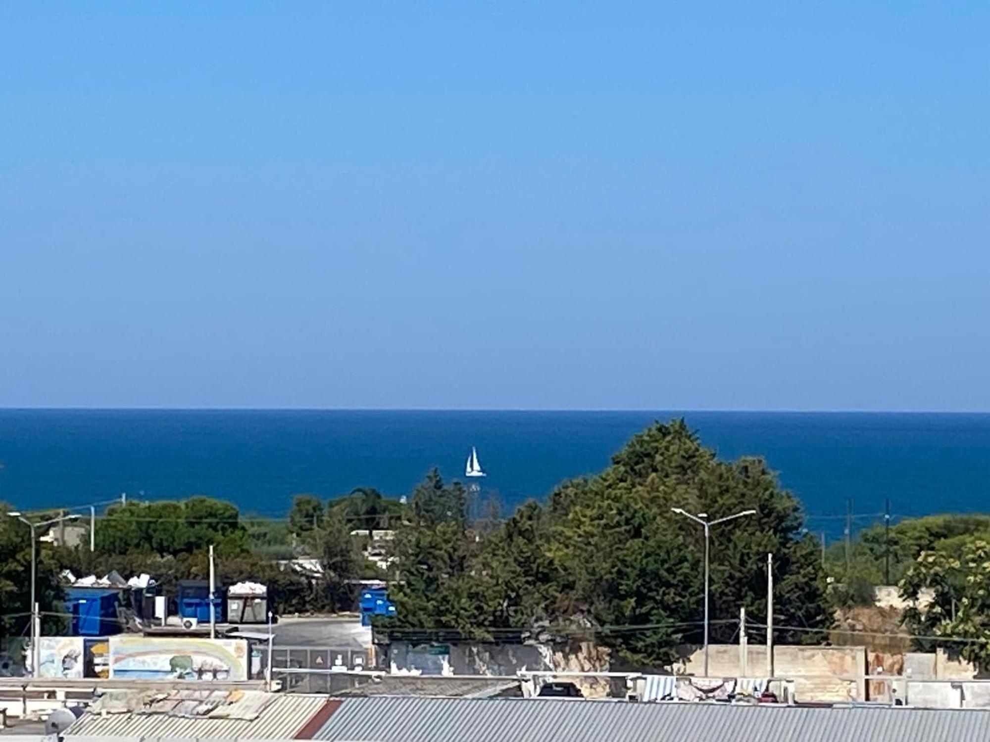 Ferienwohnung Sole House Bisceglie Exterior foto