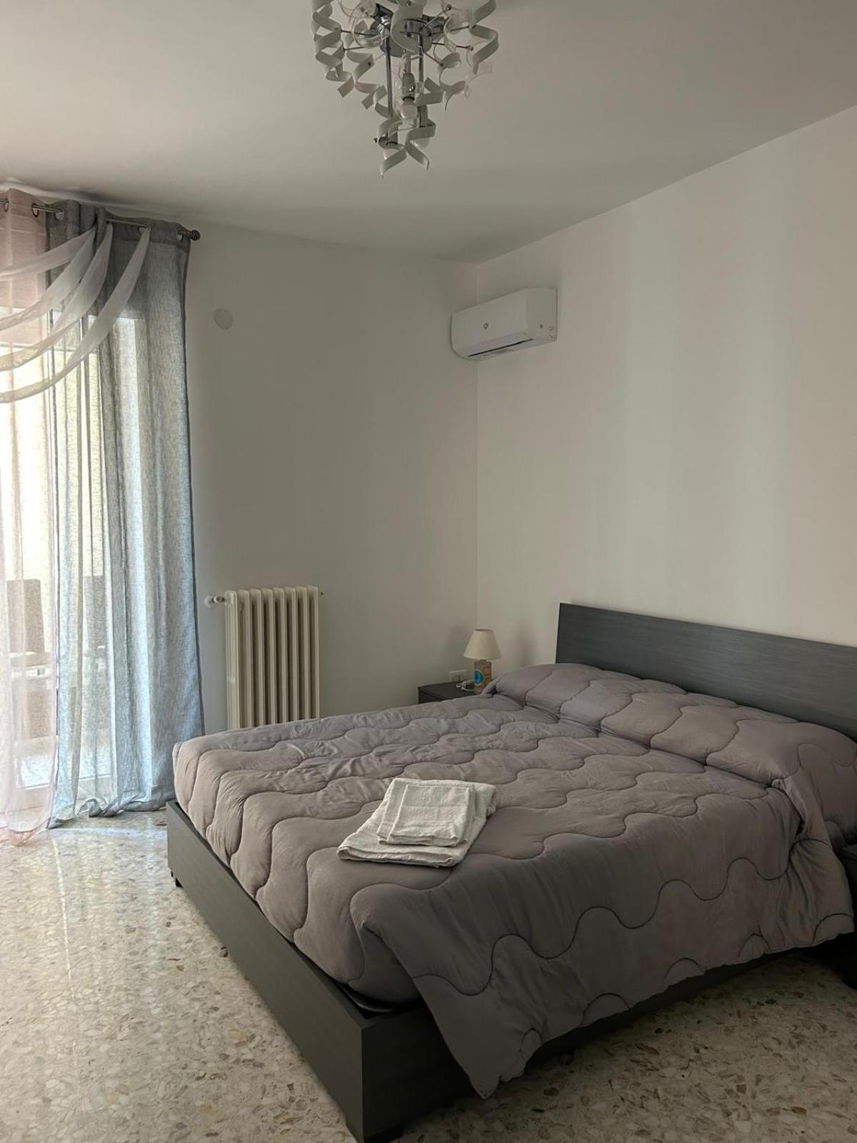 Ferienwohnung Sole House Bisceglie Exterior foto